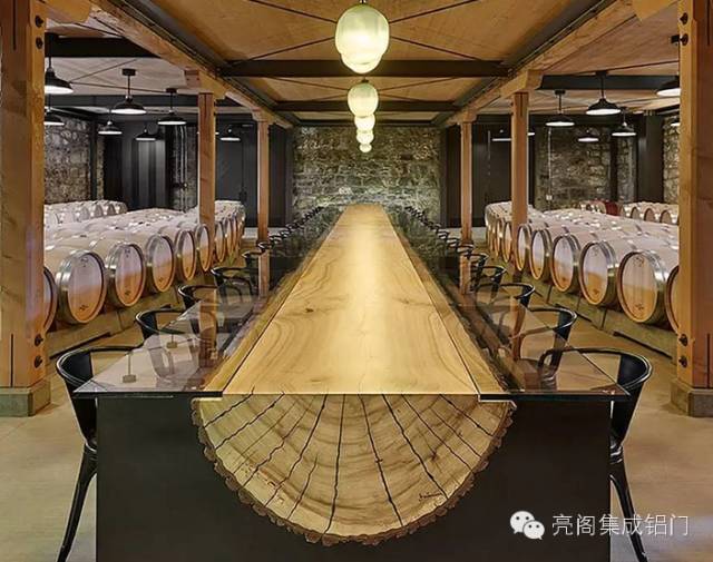 铝合金门窗