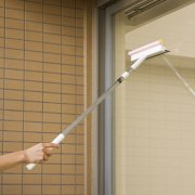 毛刷保养门窗技巧
