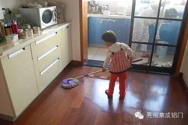 亮阁门窗,吊趟门优点与缺点--优点