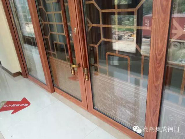 亮阁门窗,吊趟门优点与缺点--总结