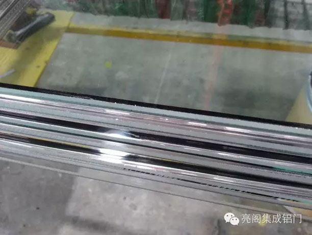 亮阁门窗,玻璃的寿命--中空玻璃2