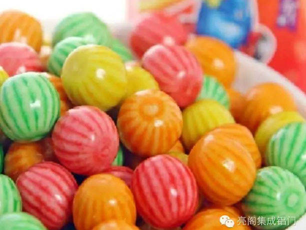 铝门窗厂家,铝合金门窗十大品牌,那些年吃过的零食--西瓜泡泡糖