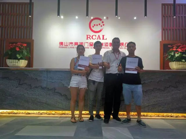全球加盟|热烈祝贺亮阁门窗火爆签约,震撼业界!