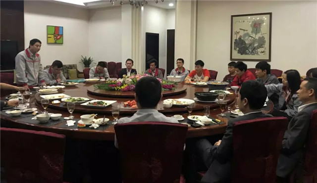 亮阁门窗｜家庭文化系列报道之——传承孝道文化！